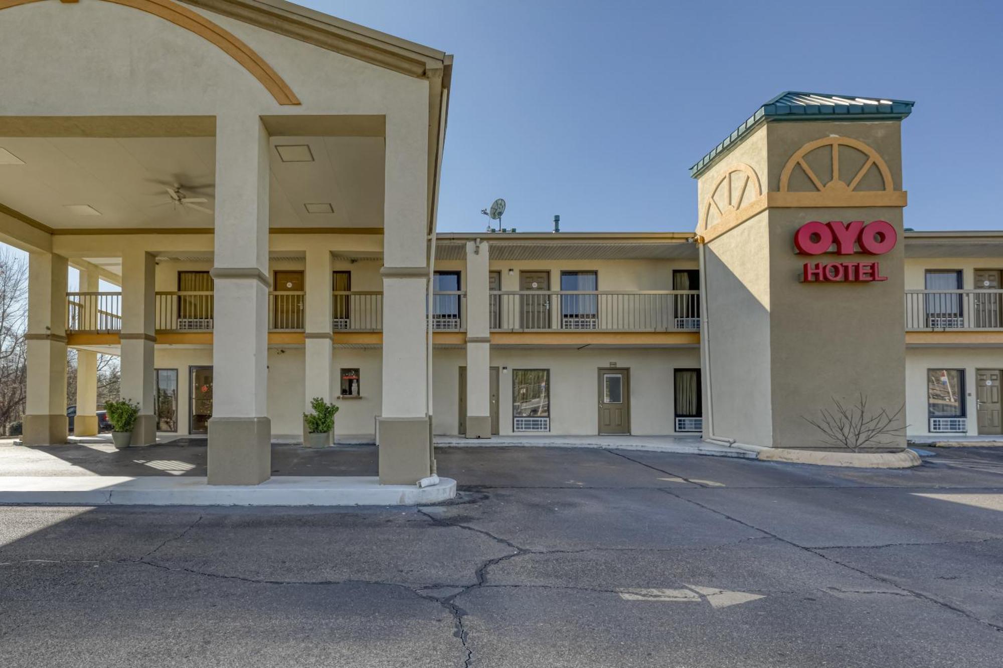 Oyo Hotel Grenada West المظهر الخارجي الصورة