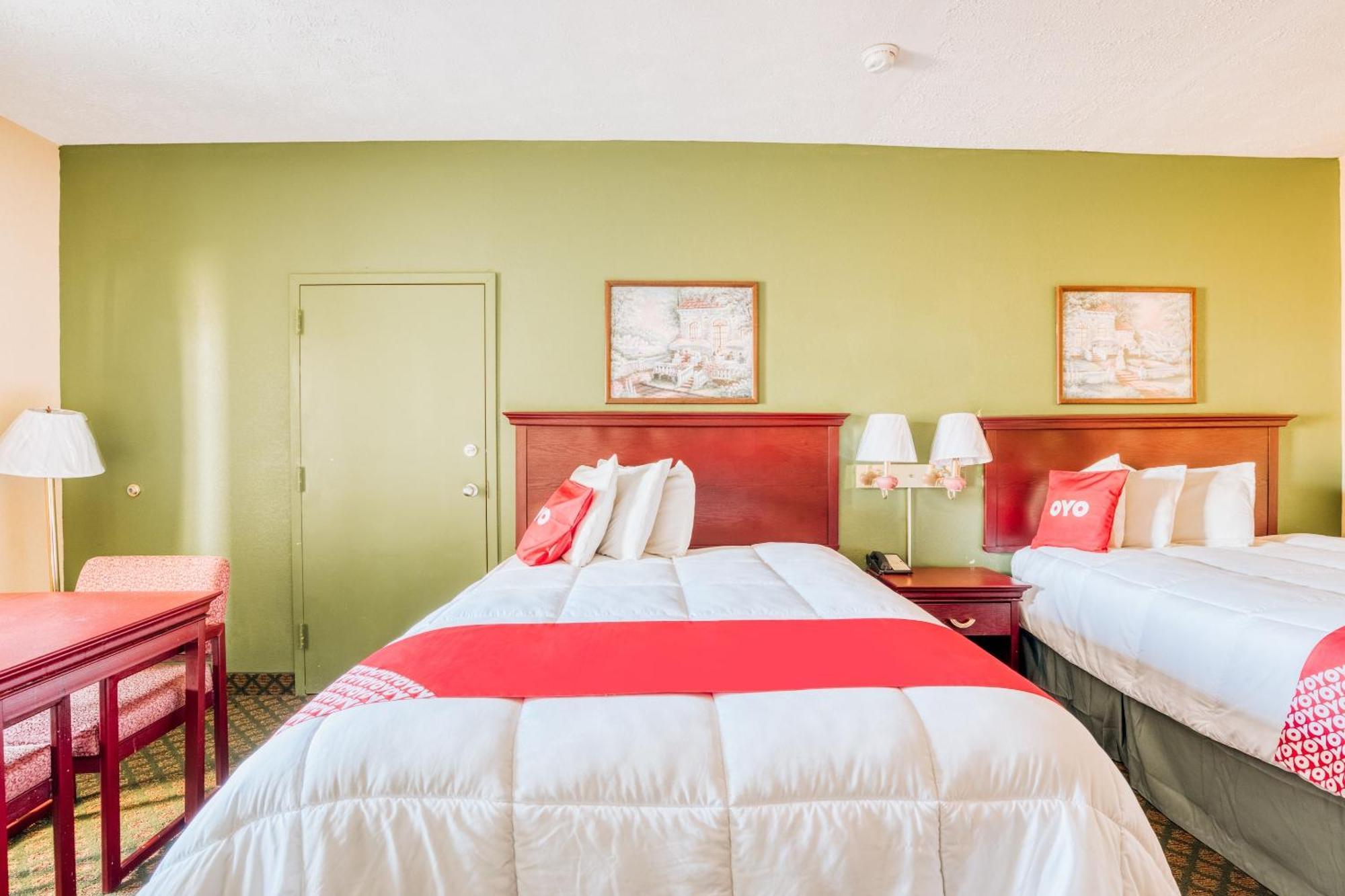 Oyo Hotel Grenada West المظهر الخارجي الصورة