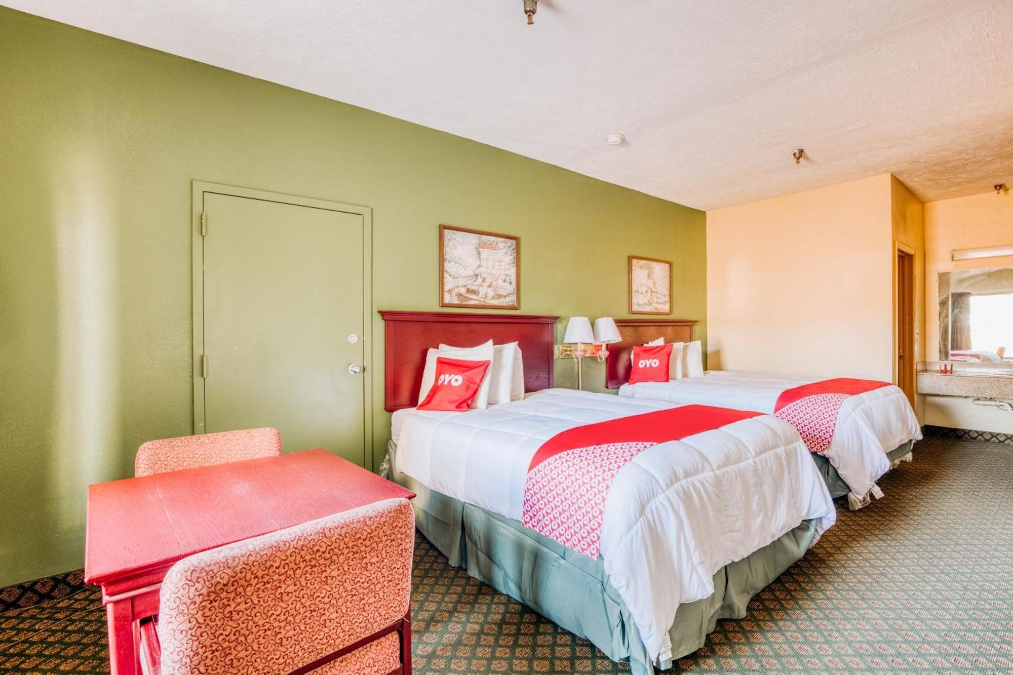 Oyo Hotel Grenada West المظهر الخارجي الصورة